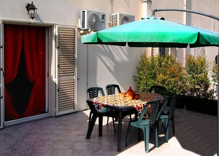 住宿加早餐酒店 Il Maggiolino 维博瓦伦蒂亚